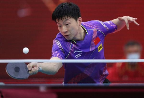 攻守兼备助博洛尼亚斩落领头羊那不勒斯，卢库米当选全场最佳