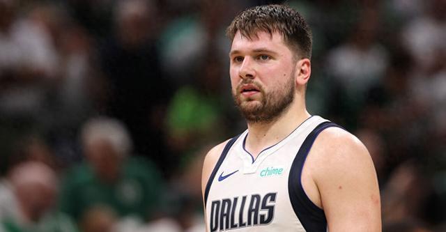 绝对死角，特拉布宗体育中场穆奇小角度任意球直接破门